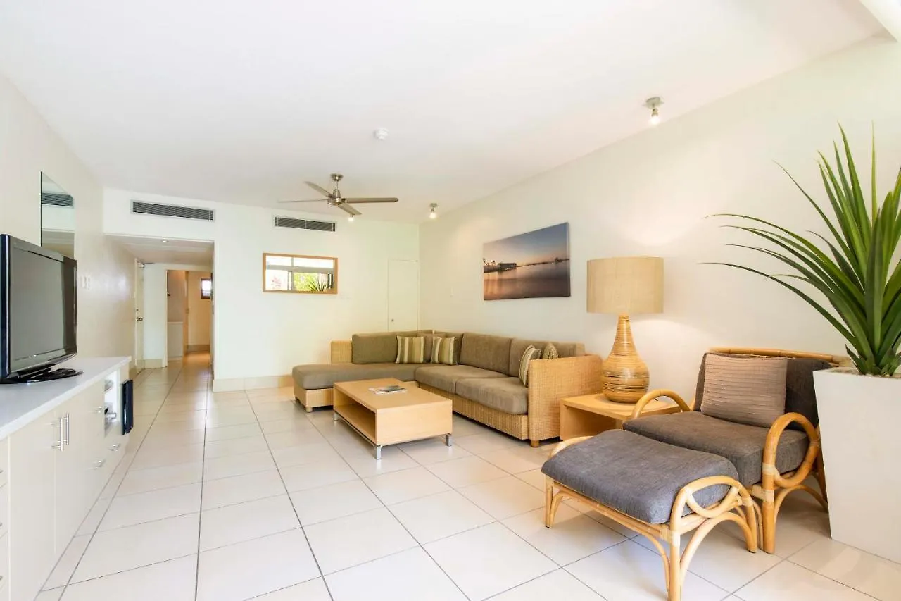 Club Tropical Resort - Official Onsite Reception & Check In Port Douglas