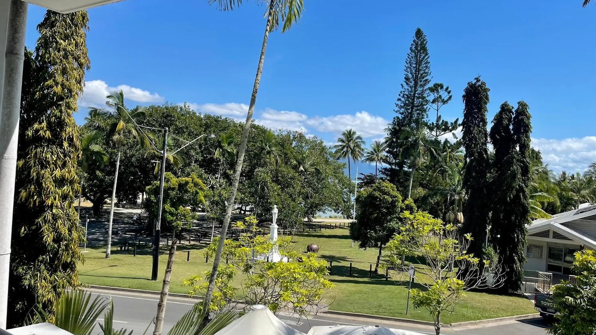 Club Tropical Resort - Official Onsite Reception & Check In Port Douglas Aparthotel