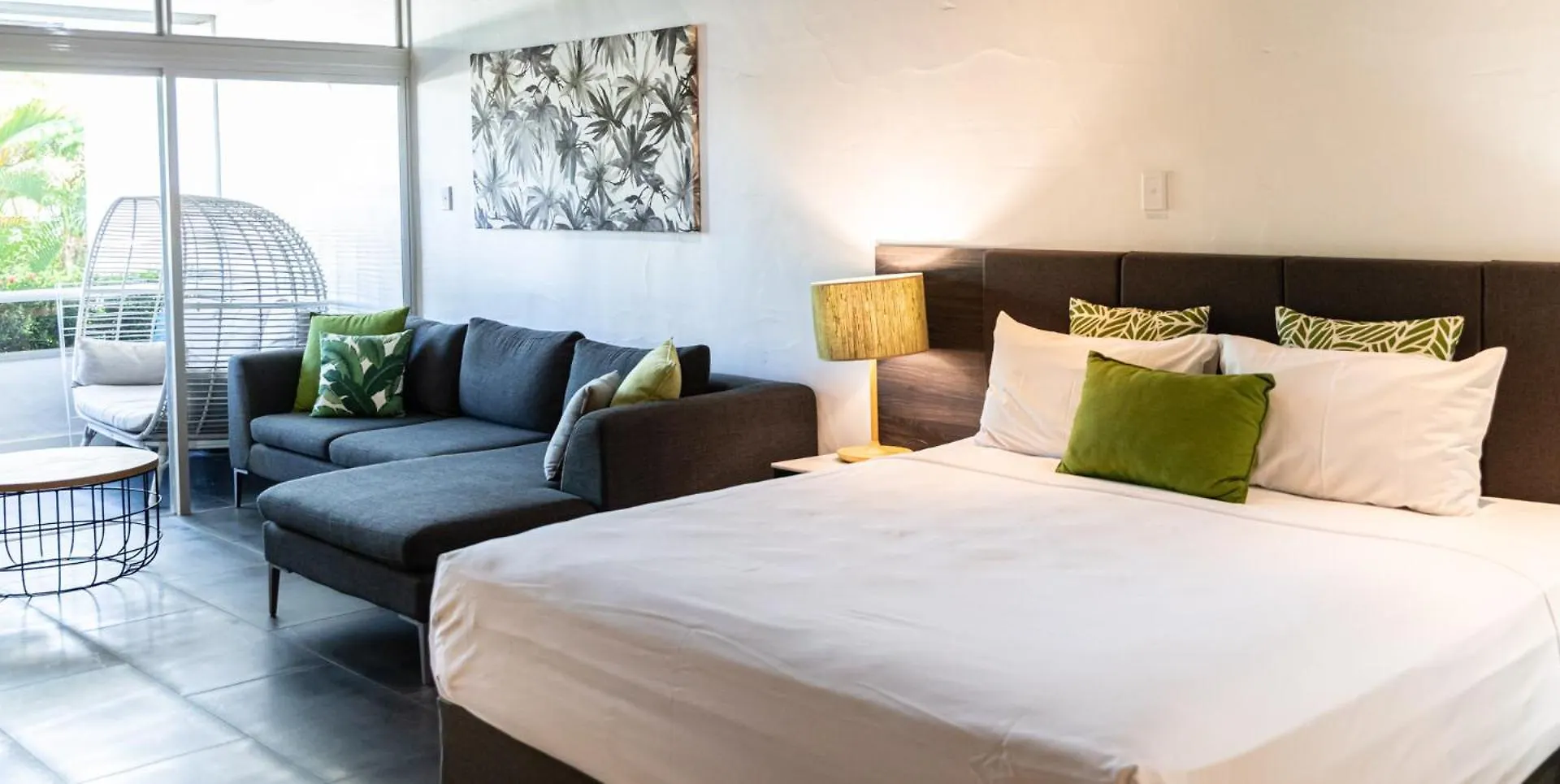 Club Tropical Resort - Official Onsite Reception & Check In Port Douglas Aparthotel