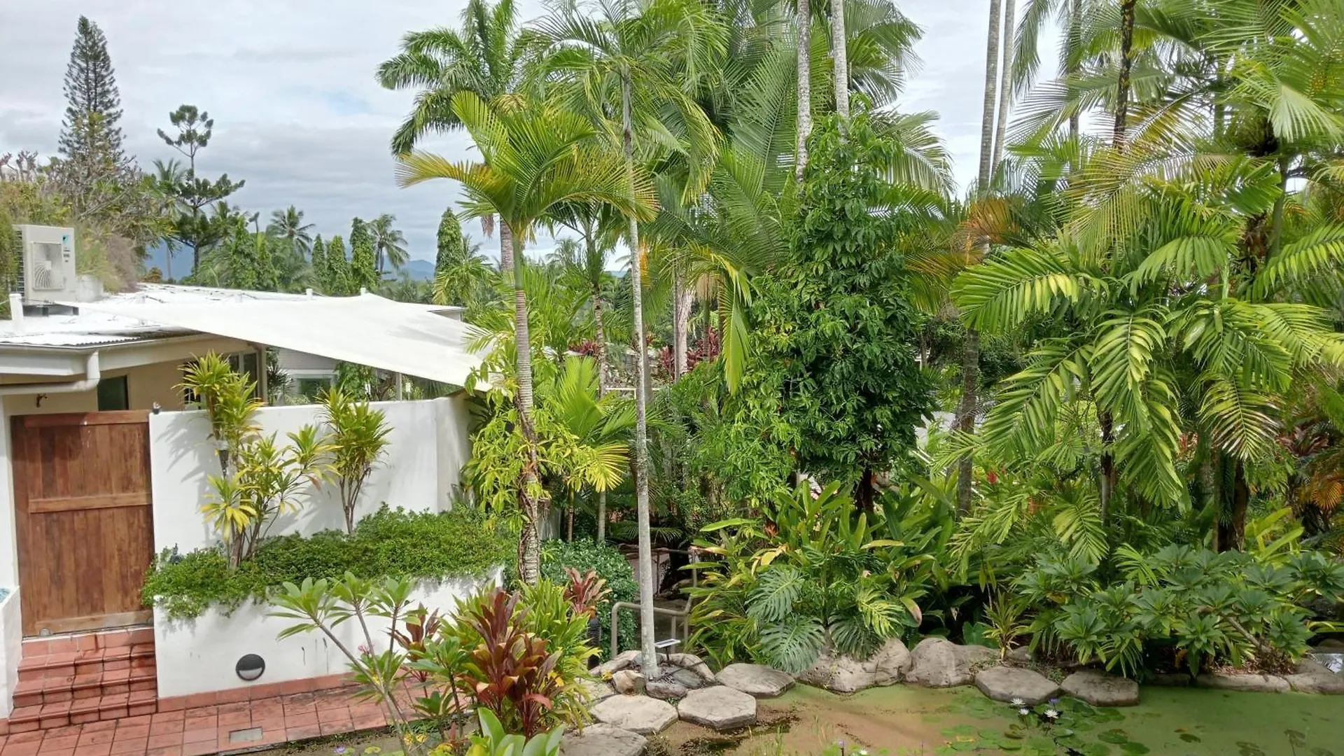 Club Tropical Resort - Official Onsite Reception & Check In Port Douglas 4*,  Australia
