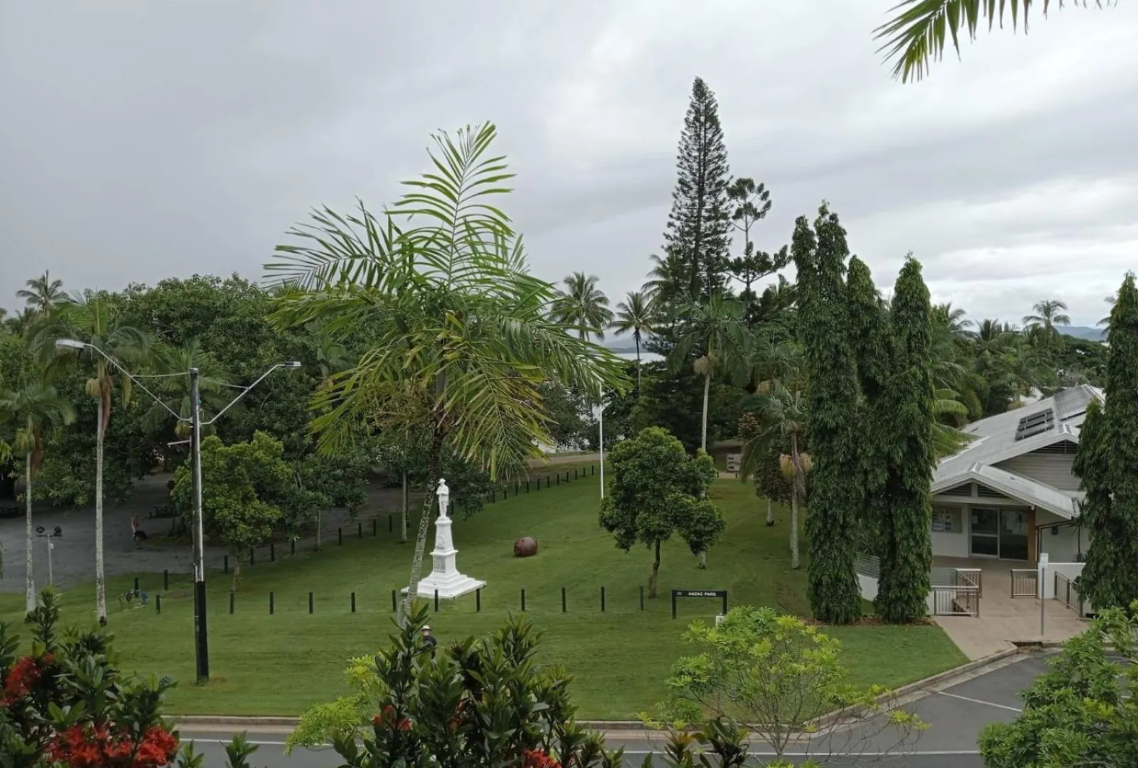 Club Tropical Resort - Official Onsite Reception & Check In Port Douglas