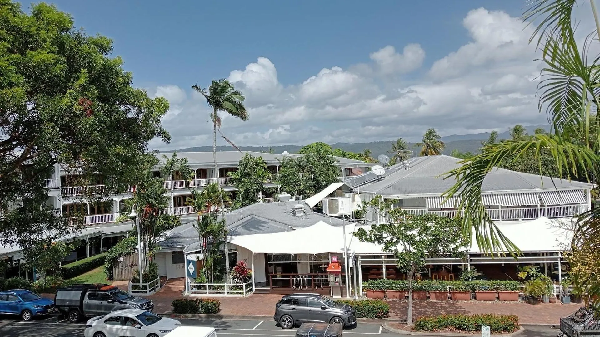 Club Tropical Resort - Official Onsite Reception & Check In Port Douglas